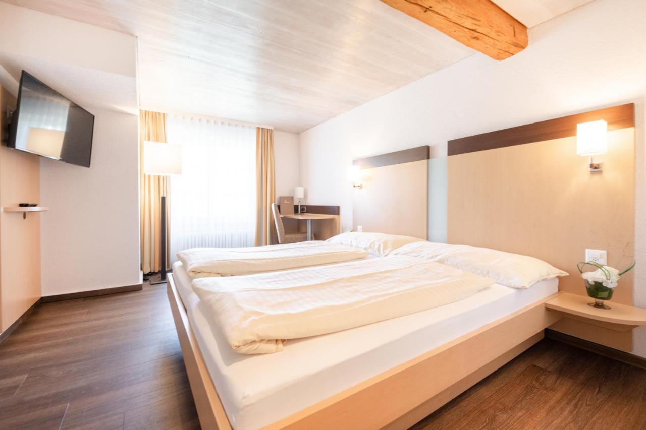 Hotel Zum Goldenen Kreuz Frauenfeld Eksteriør billede