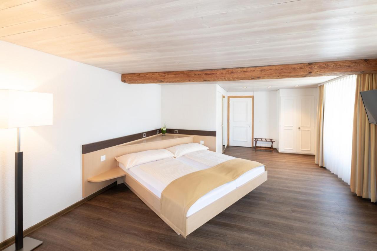 Hotel Zum Goldenen Kreuz Frauenfeld Eksteriør billede