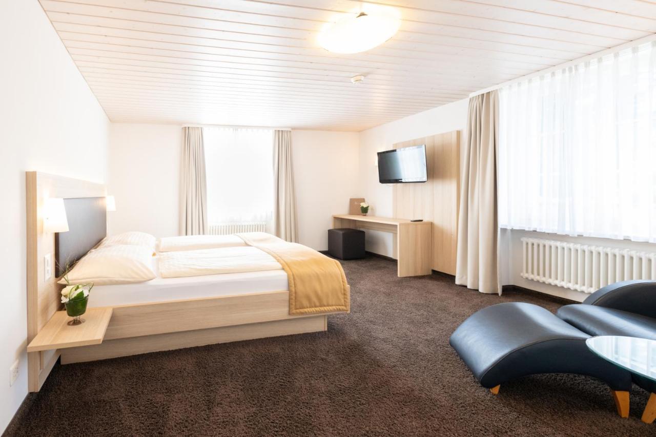 Hotel Zum Goldenen Kreuz Frauenfeld Eksteriør billede