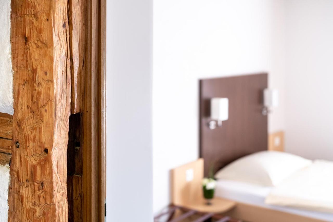 Hotel Zum Goldenen Kreuz Frauenfeld Eksteriør billede