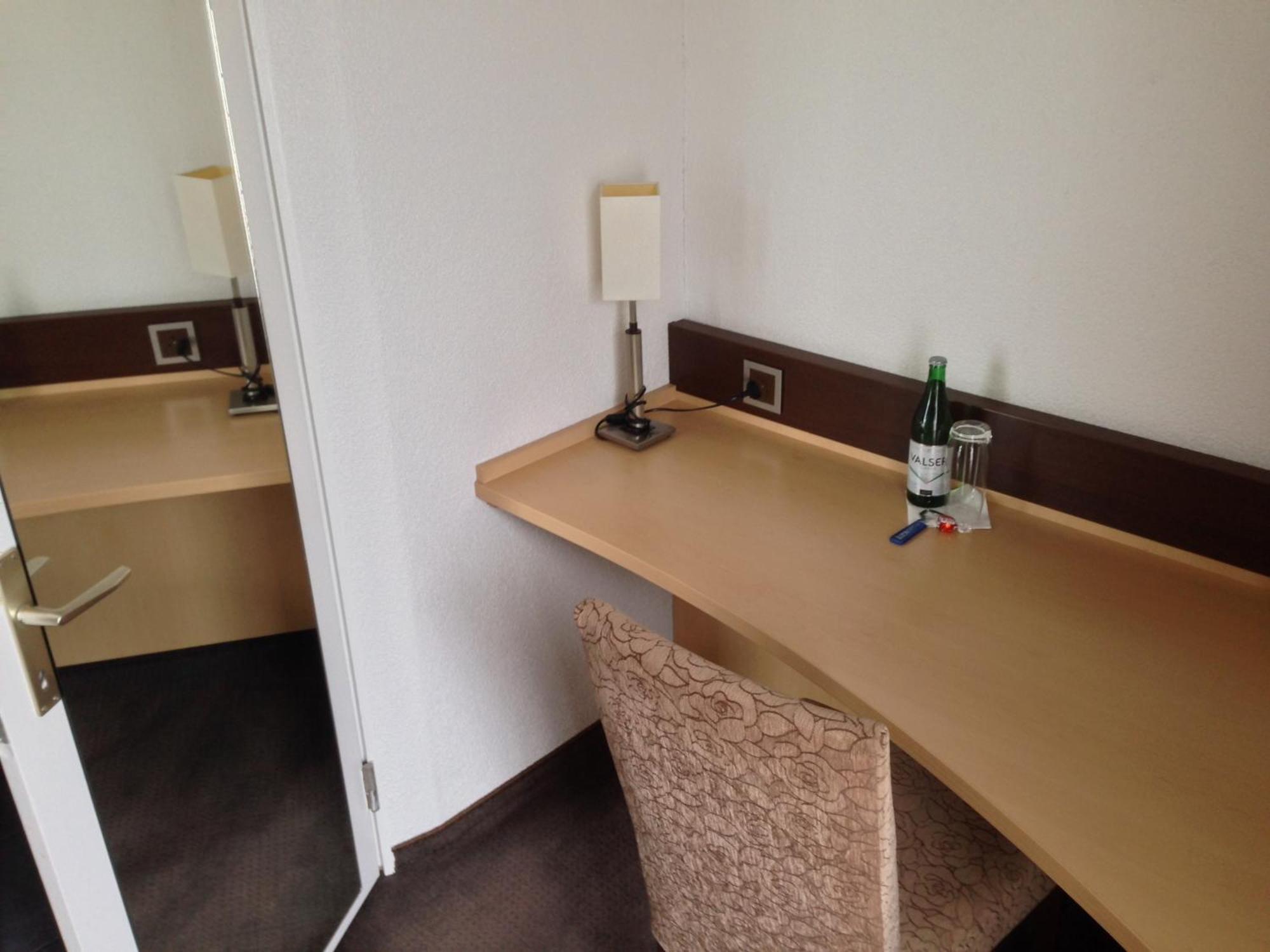 Hotel Zum Goldenen Kreuz Frauenfeld Værelse billede
