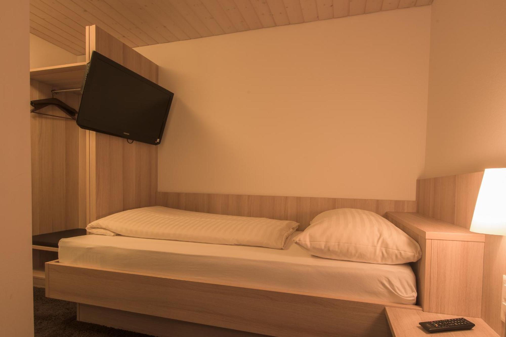 Hotel Zum Goldenen Kreuz Frauenfeld Værelse billede