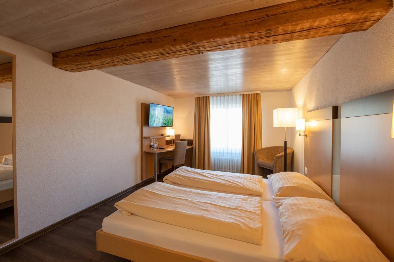 Hotel Zum Goldenen Kreuz Frauenfeld Eksteriør billede